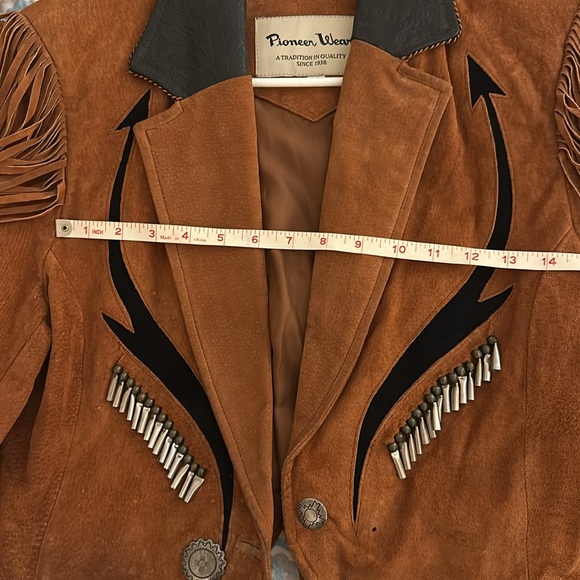 Vintage Brown Suede Fringe Jacket - Picture 10 of 11